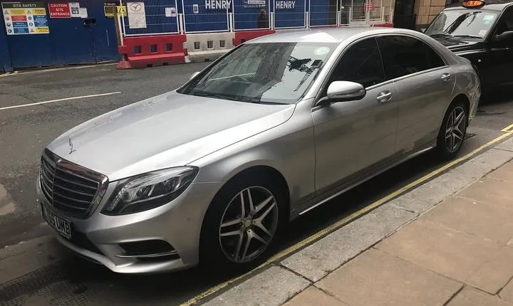 Private Transfer From Heathrow Airport to Central London (E Class Mercedes)