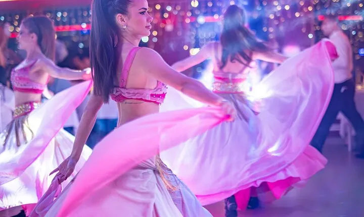 Bosphorus Dinner Cruise with Turkish Music and Live Performances