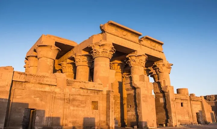 Land Trip From Luxor To Edfu and Kom Ombo Temples 