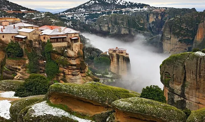 3-Day Private Tour to Delphi - Meteora and Plastira lake from Athens