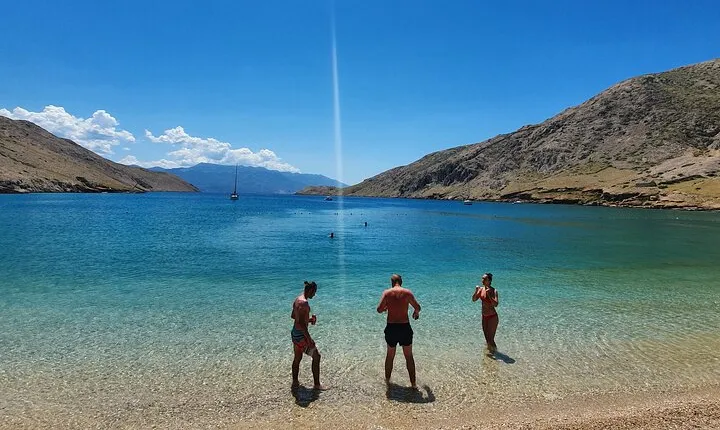 Full Day Kayaking Experience around Baška in Croatia