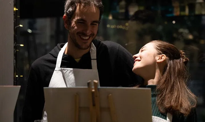 Paint and Sip Workshop in Milan