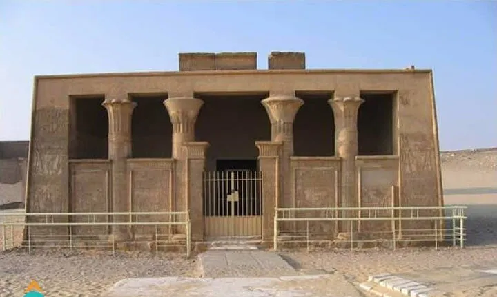 Private 2-Day Tour to El Minya from Cairo Visiting Tuna El Gabal & Tel El Amarna