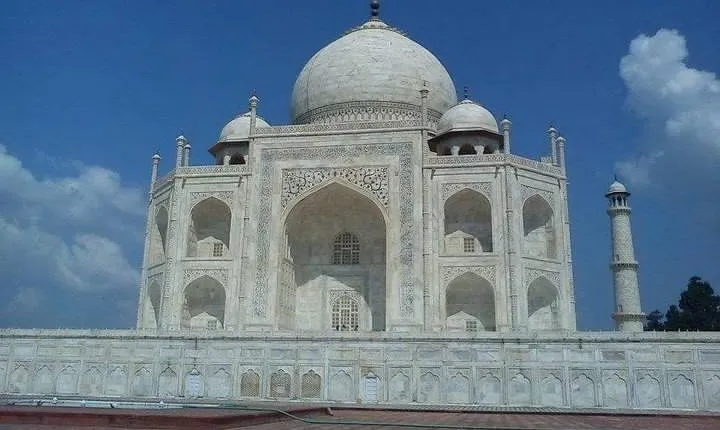 1-Day Private Tour to Agra with 3 UNESCO world Heritage from Delhi by Train