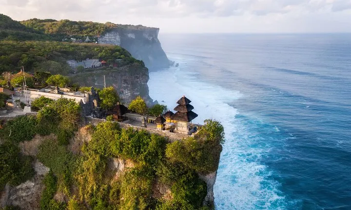 Uluwatu Temple, Beaches and Southern Bali Tour