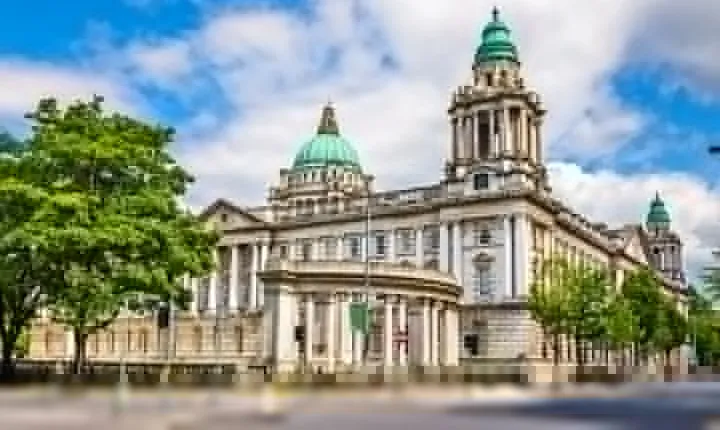 Dublin Day Trip to Belfast, Titanic, Giant's Causeway by Car