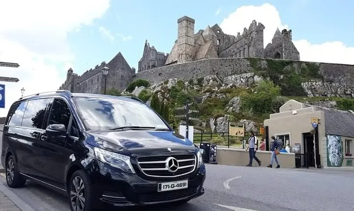 Rock of Cashel, Cahir & Blarney Castle Private Luxury Day Tour