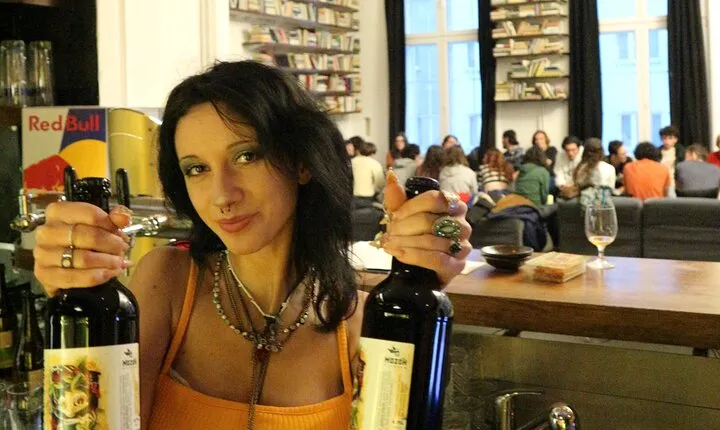 Prague Craft Beer Tour: 8 Czech Beers, Taproom & Best Beer Garden