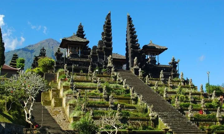 Tukad Cepung Waterfall & Besakih Mother Temple Tour