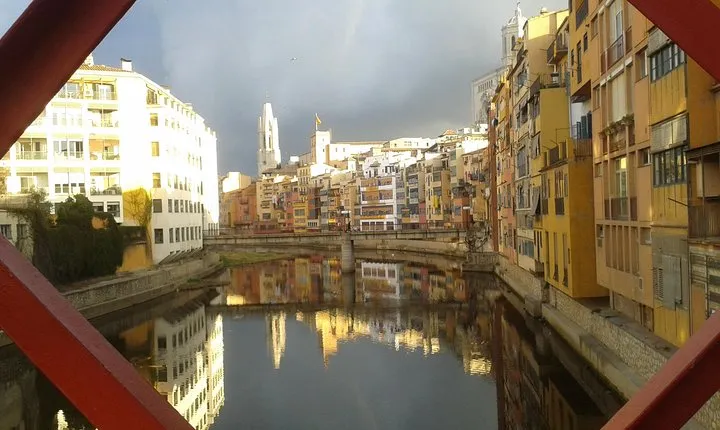 Girona History and Legends Tour Small Group from Girona
