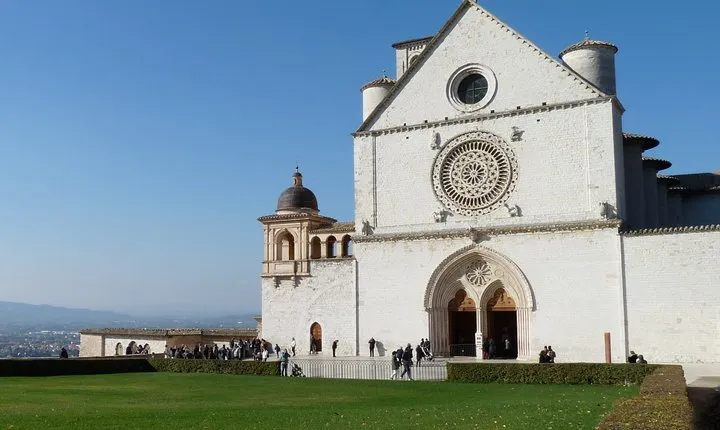 Assisi Fullday from Rome Gourmet Lunch&Wine Included