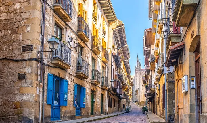 Small Group Hondarribia Historic Walking Tour
