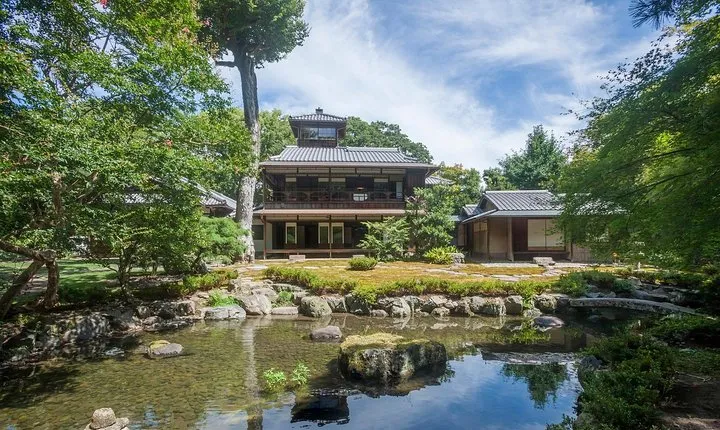 Family Mitsui House Museum with green tea admission ticket