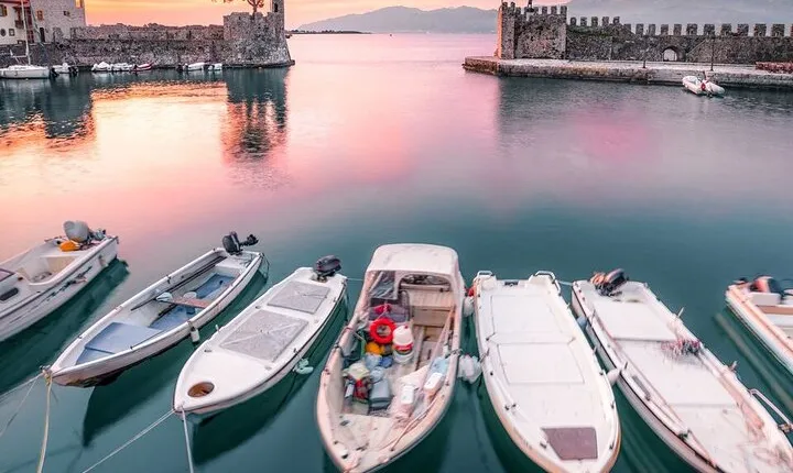 4 Day Iconic Greece Private Tour: Epidaurus, Mycenae, Olympia, Delphi, Meteora