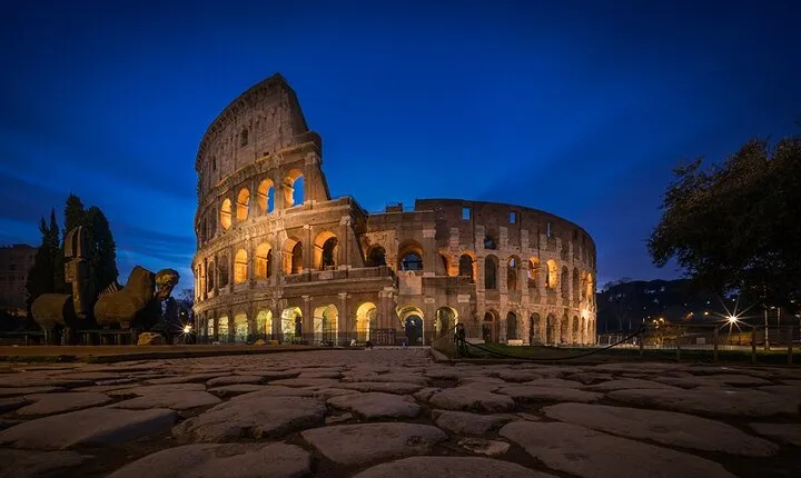 Colosseum, Roman Forum, and Palatine Hill Guided Tour