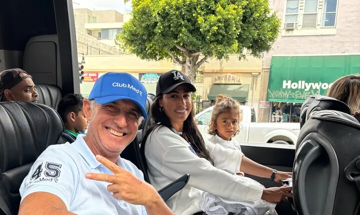 Private Hollywood Bus Tour