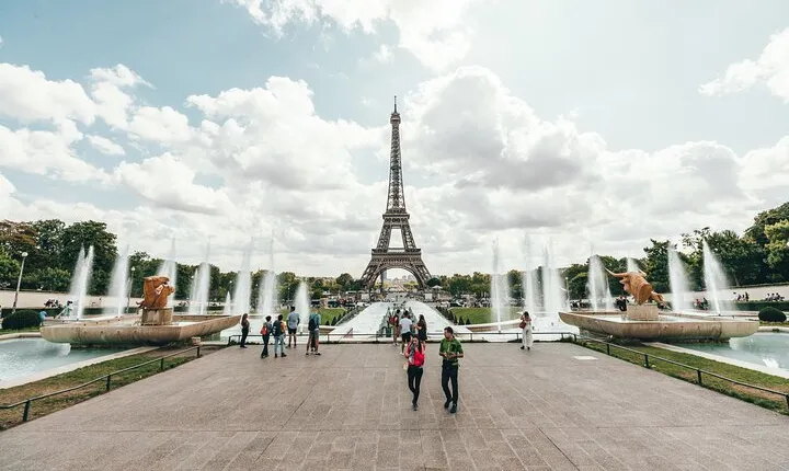 Paris Private Walking Tour with a Local