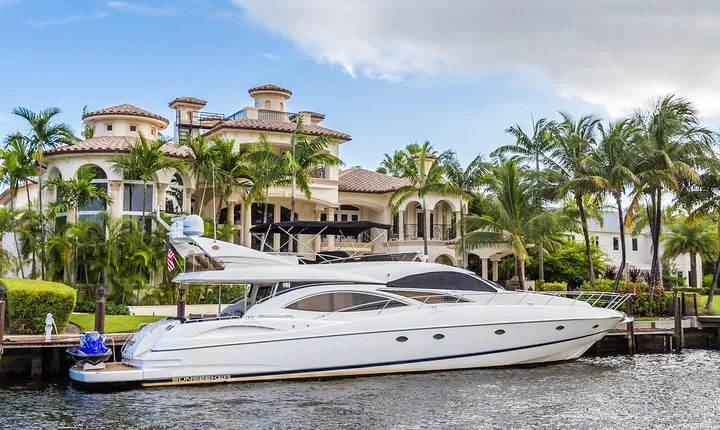 Miami City Tour and Biscayne Bay Cruise with Hotel Transportation