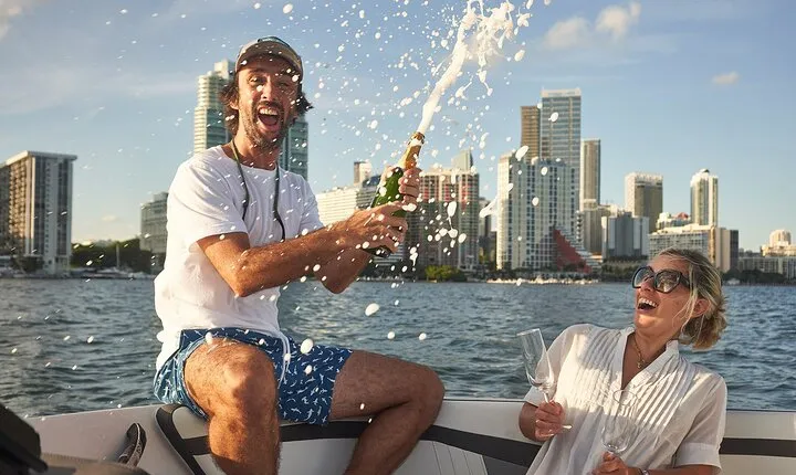 Private Boat Ride in Miami with Experienced Captain and Champagne
