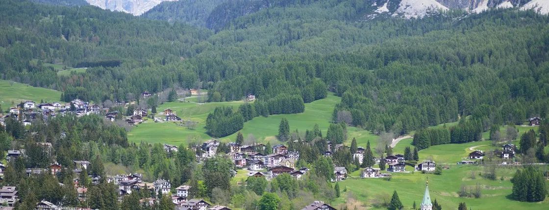 Small Group Dolomites and Cortina Day Trip from Venice
