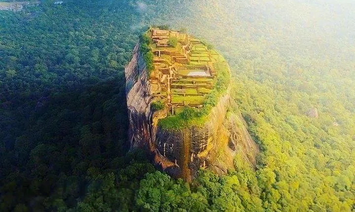 Sigiriya Rock Fortress and Dambulla Cave Temples Private Day Trip