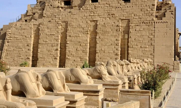 Enjoy Tour to Karnak and Luxor Temples from Luxor.hot deal