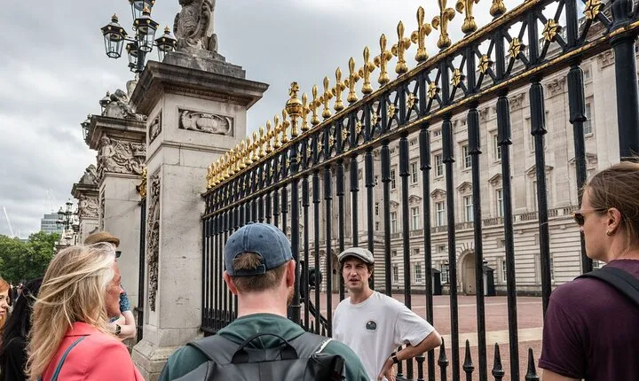 British Royalty Private Walking Tour
