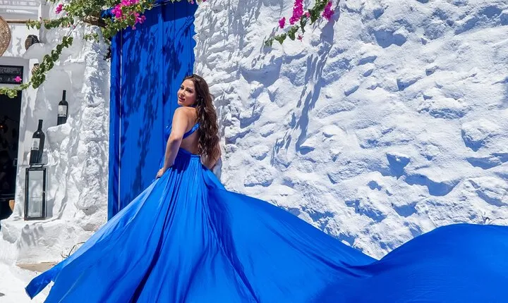 Private Flying Dress Paris Photoshoot