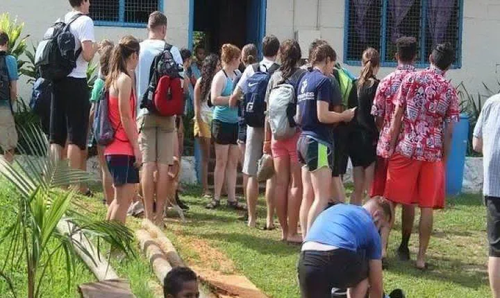 Authentic Fijian Day Tour