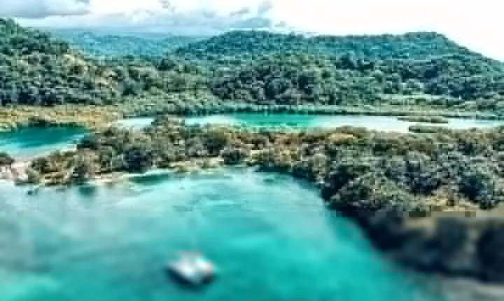 Catamaran Day Cruise Caribbean Beaches with Snorkelling and Lunch