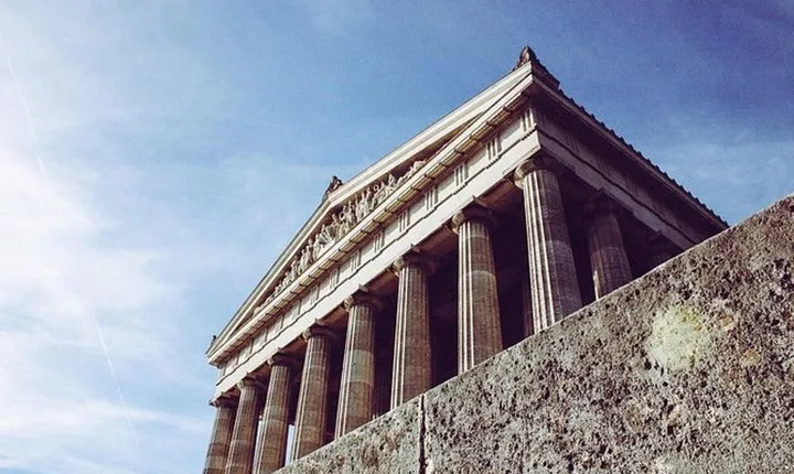 Athens city Tour (2hrs) combined with Marine of Alimos transfers