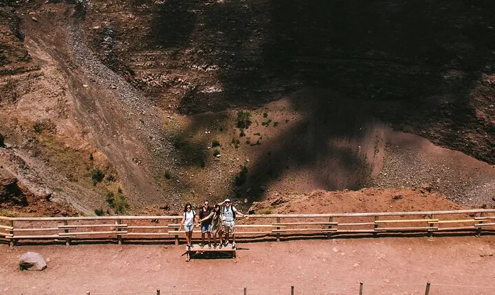 Mount Vesuvio Easy Tour