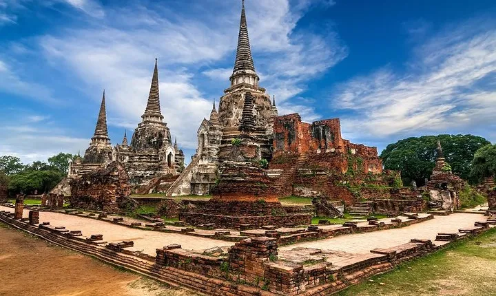 Ancient Temples of Ayutthaya, River Cruise with Lunch