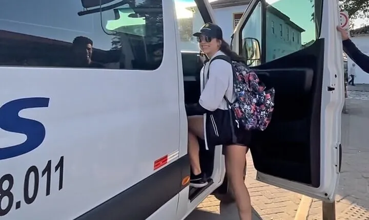 From Angra dos Reis: shared shutttle to Paraty