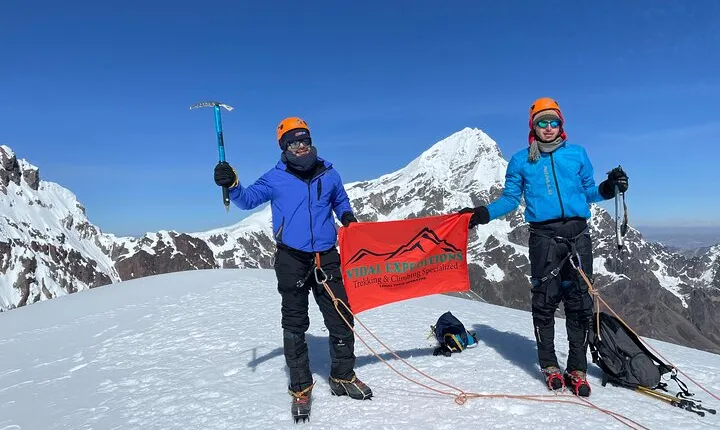 Qampa Climbing 2 Days in Ausangate