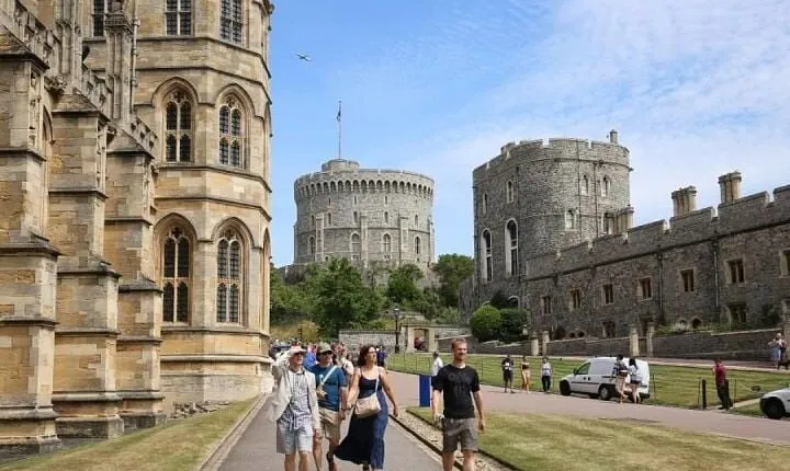 Wonderful Westminster Private Walking Tour & Visit Windsor Castle