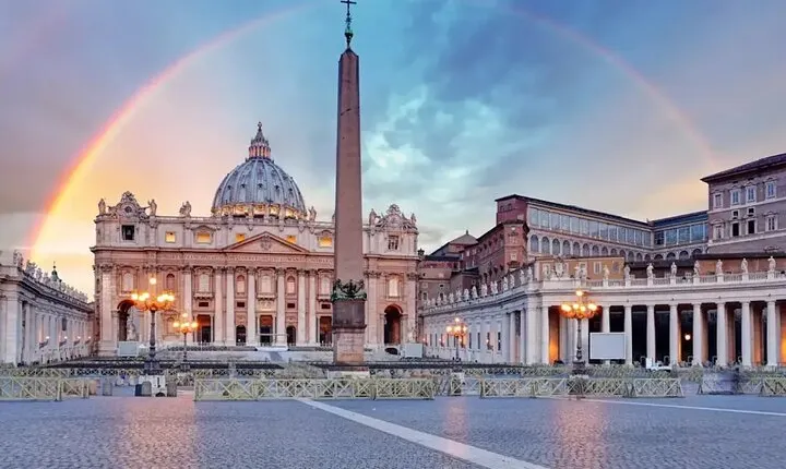 Guided Tour of St. Peter’s Basilica with Expert Guide