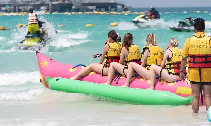 Pattaya: Coral Island Tour with Water Sports, Lunch & Pickup Drop