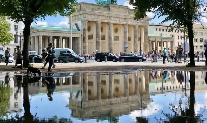 Berlin City Center: The Most Famous Sites (private 3 hours Walking tour)
