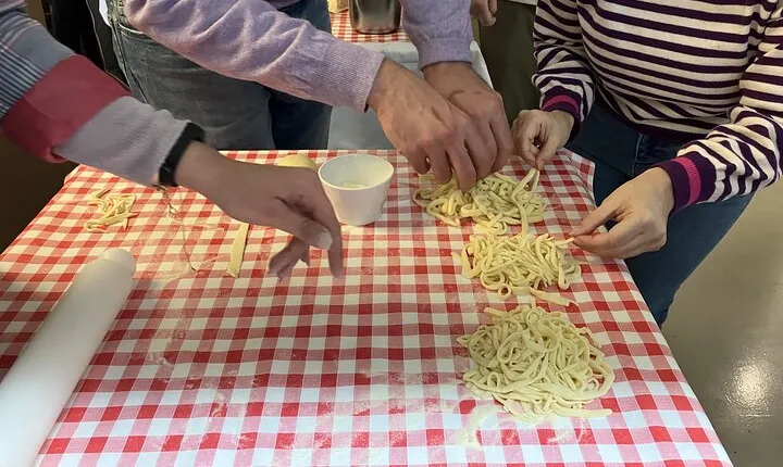 Hand-made Pasta and Tiramisu Cooking Masterclass in Rome