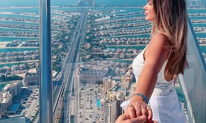Dubai: The View At The Palm Observatory Private Tour