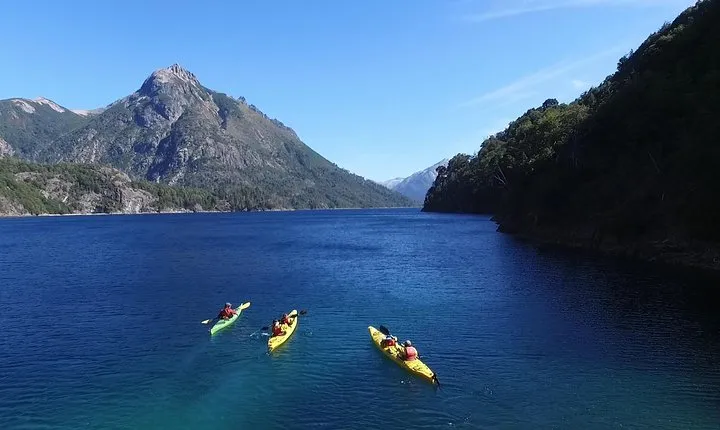 Half a day of kayaking on the Nahuel Huapi lake in private service