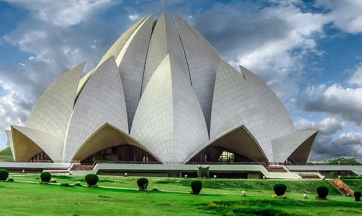 Private Full Day Temple Tour in Delhi