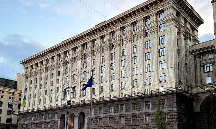 Soviet History and Architecture of Kyiv Private Driving Tour