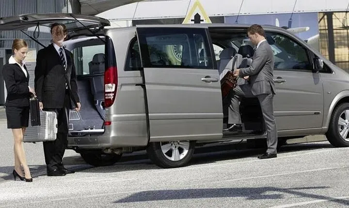 Private Transfer from Sabiha Gökcen Airport (SAW) to Istanbul Airport (IST) 