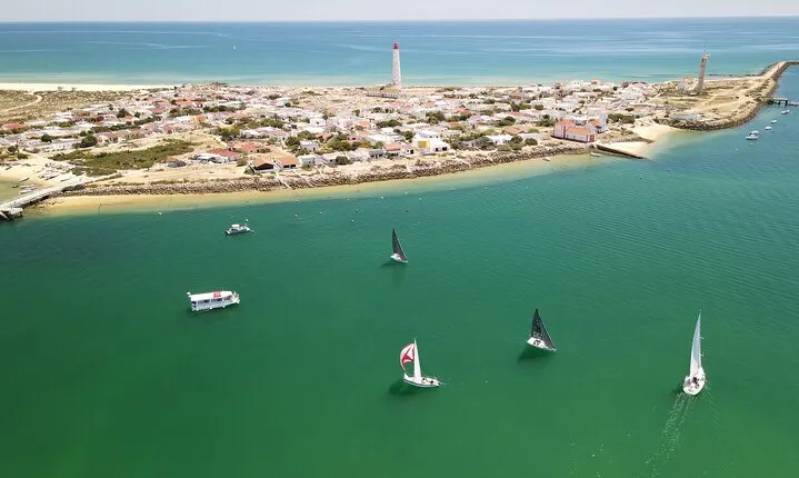 Islands Tour: Half Day Cruise in Ria Formosa National Park