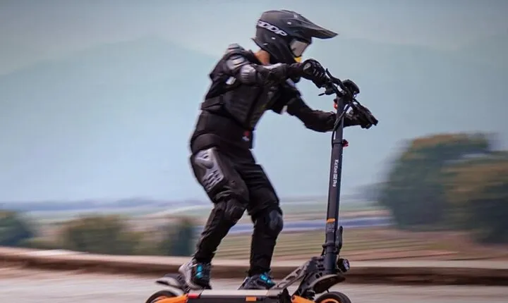 Explore Zadar by E-Scooter – Easy, Fast and Fun Rental Option