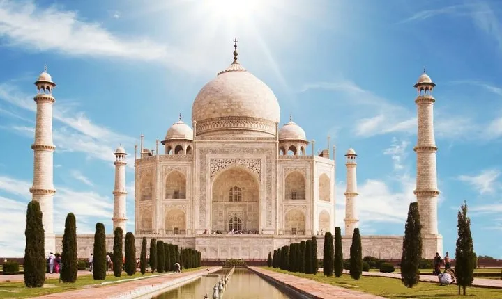 From Delhi : Taj Mahal & Agra Fort Tour by Luxury Express Train