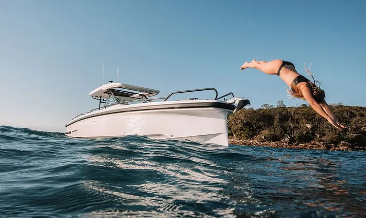 Half-Day Private Swimming Cruise along the Athenian Riviera