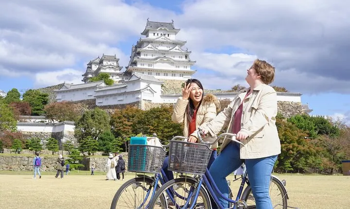 Half-day Himeji Castle Town Bike Tour with Lunch